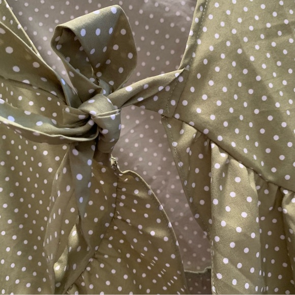 Green with White Polka Dots Cropped Self-Tie Ruffle Hem Peplum Blouse - Picture 6 of 9